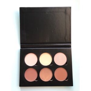 Anastasia Beverly Hills Light - Medium Contour Kit
